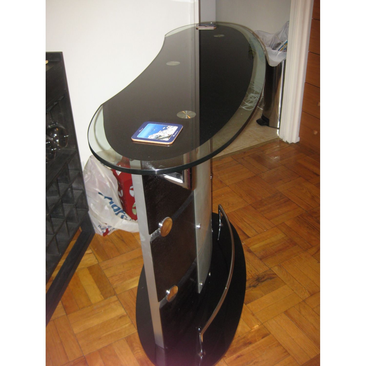 bar stand - image-2