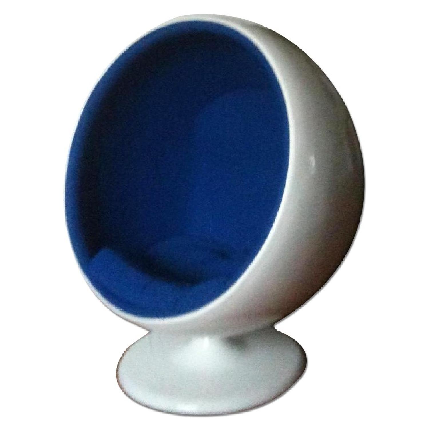Modern Ball Chair AptDeco