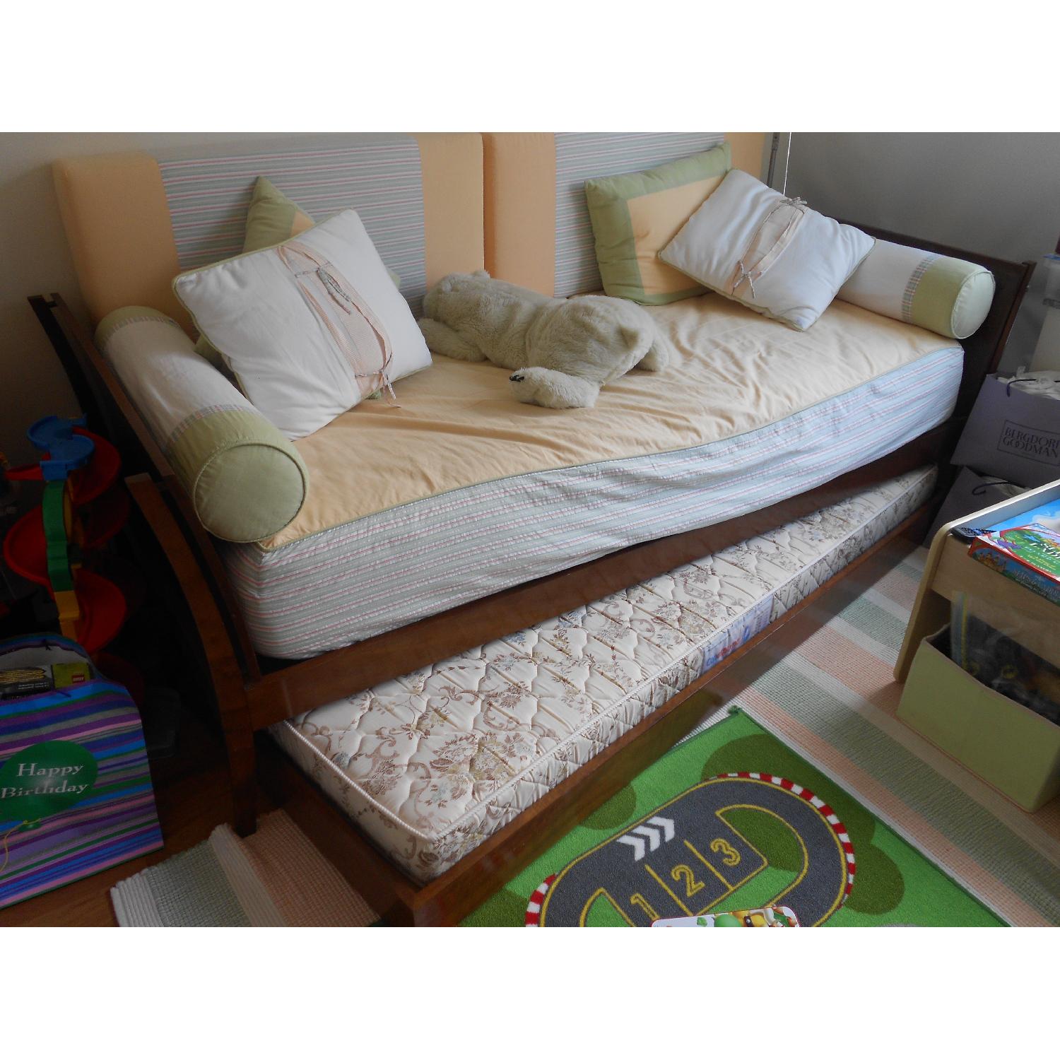 Brazilian Design Daybed with trundle bed - image-1