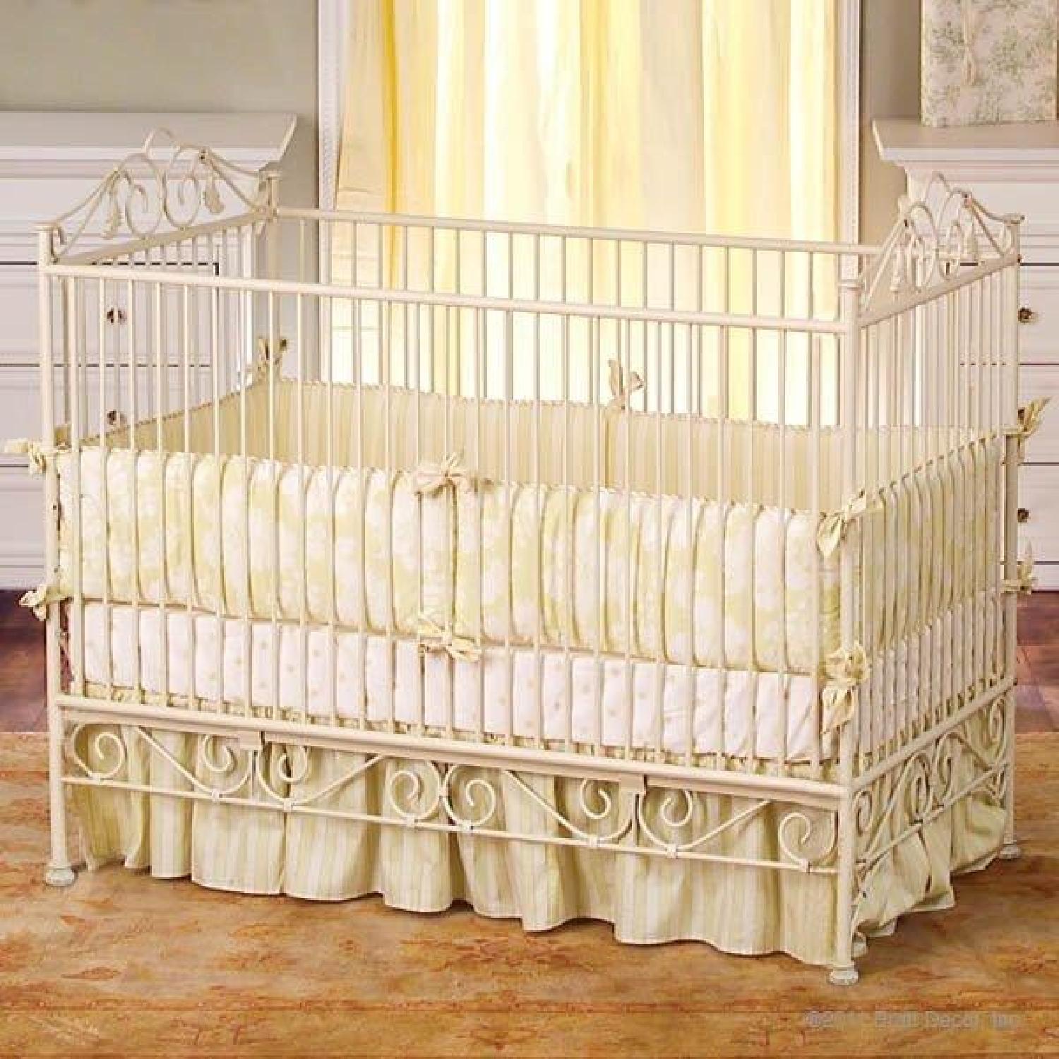 White Bratt Casablanca Crib Aptdeco