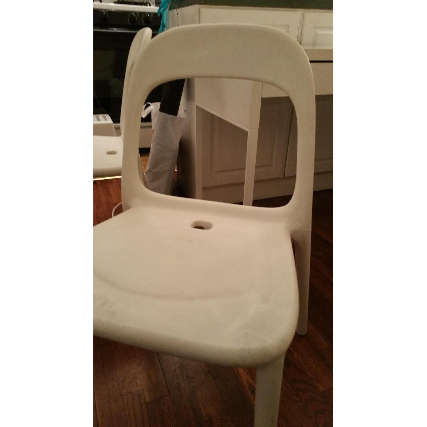 Ikea Micke Desk w/ 2 Chairs AptDeco