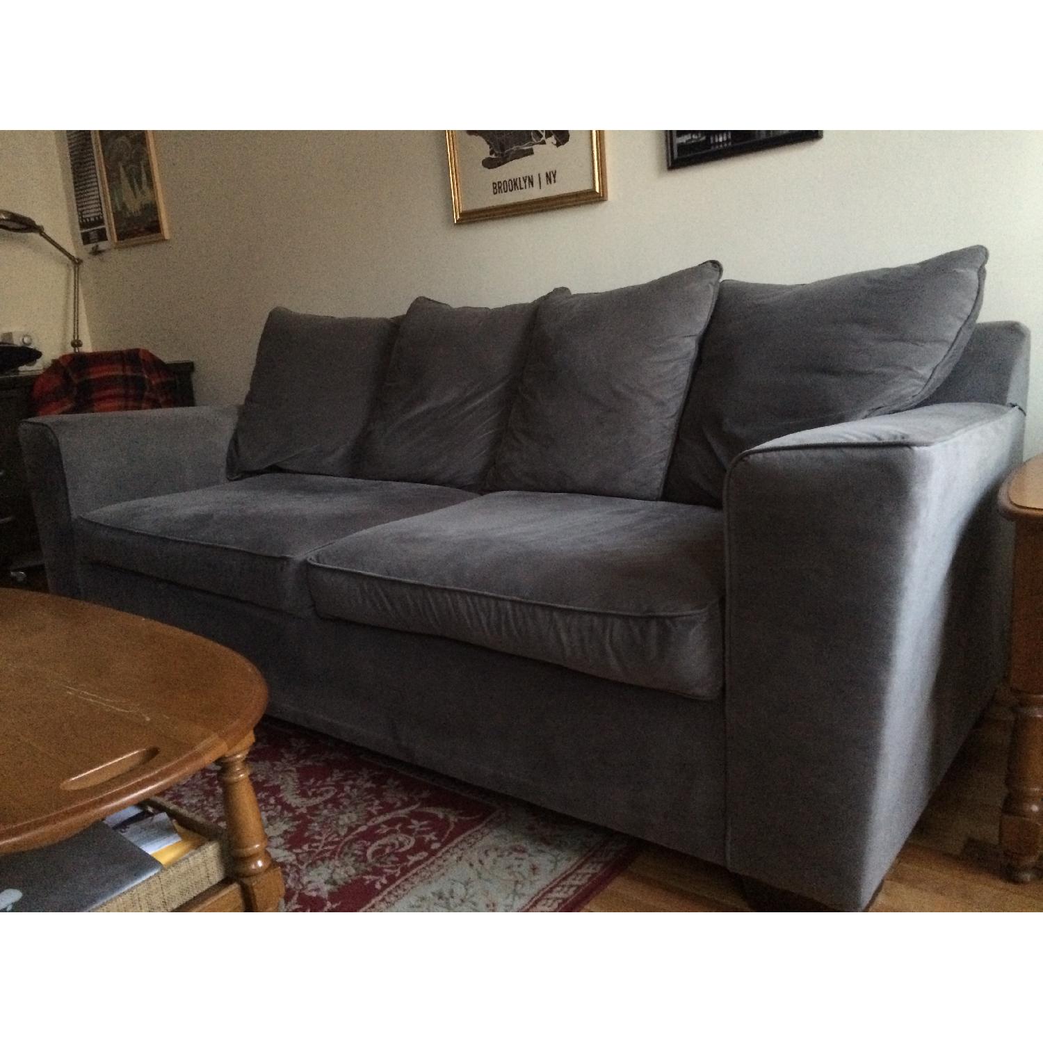 Bob's Furniture Grey Skyline Sofa AptDeco