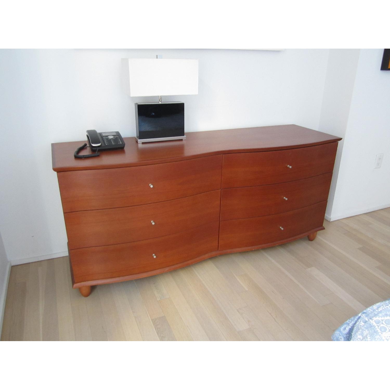 4 Piece Cherry Wood King Size Bedroom Set AptDeco