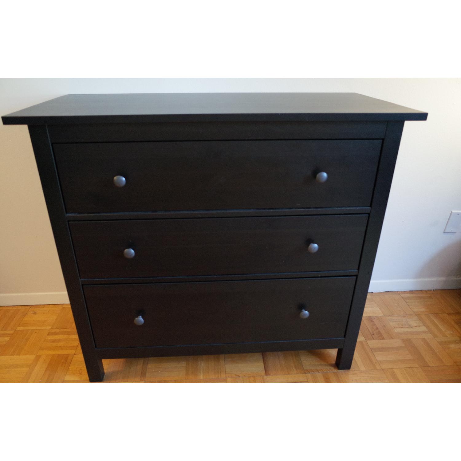 Ikea Hemnes 3Drawer Dresser AptDeco