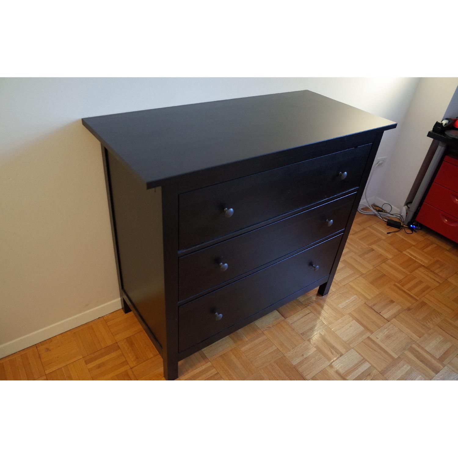 Ikea Hemnes 3Drawer Dresser AptDeco