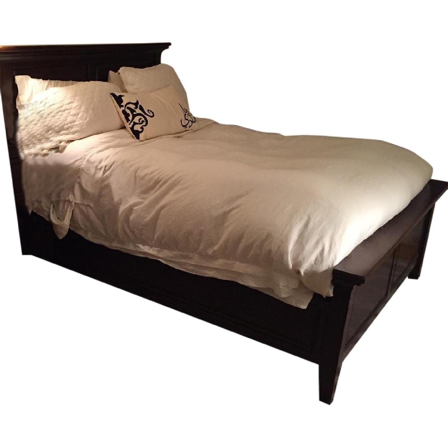 Pottery Barn Hudson 3 Piece Queen Bedroom Set - image-0