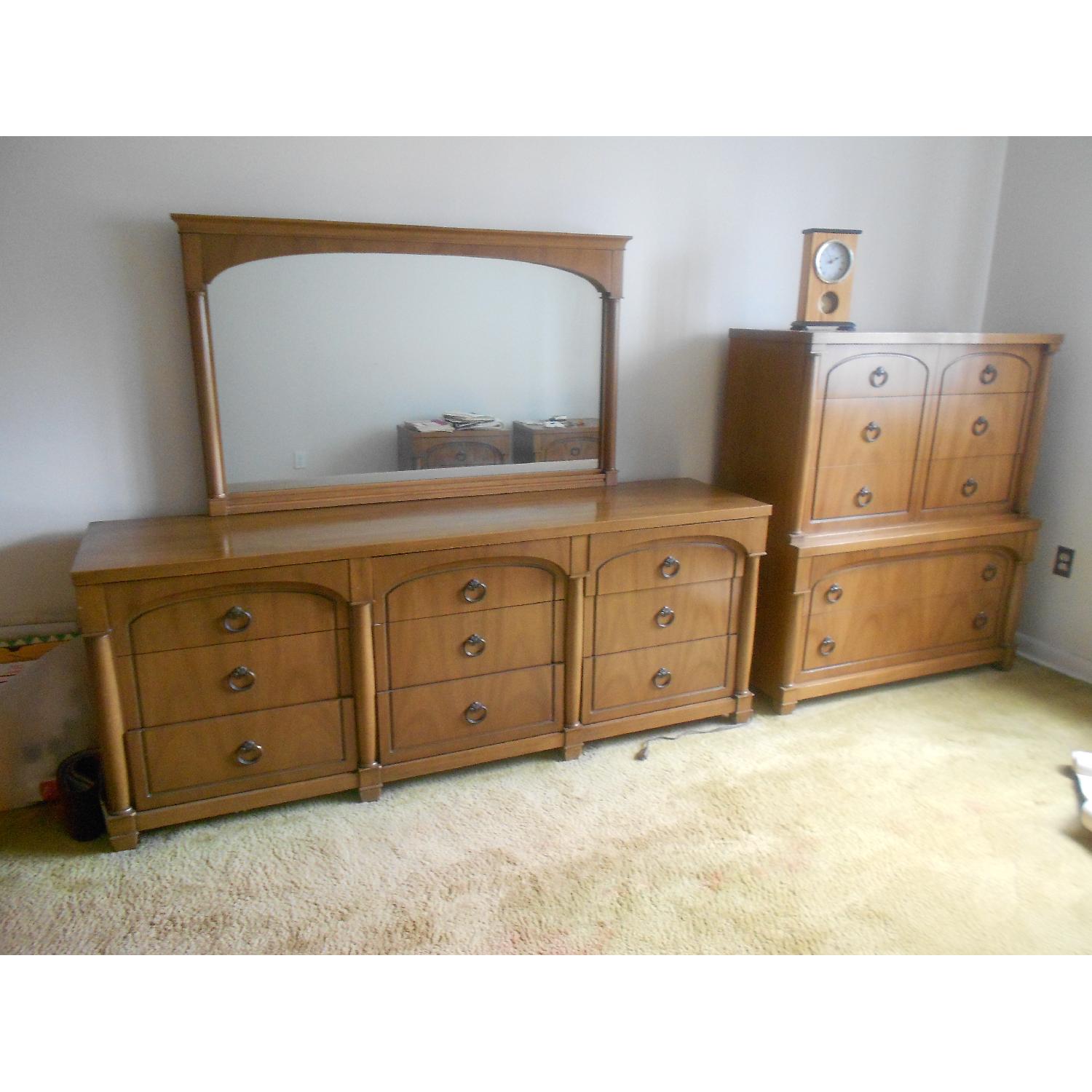 Mid-Century Bedroom Set - image-2