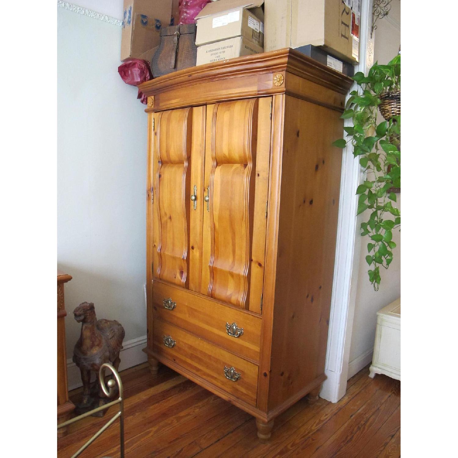 Stanley Solid Pine Wood Wardrobe - image-2