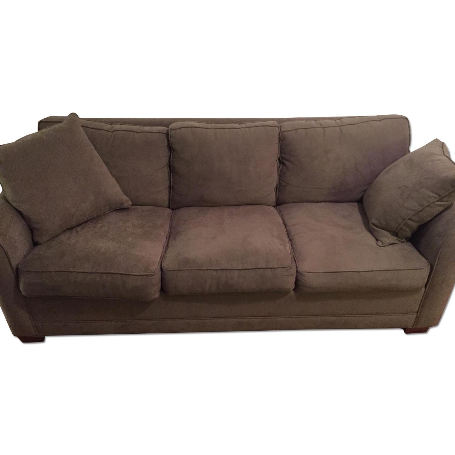 Raymour & Flanigan 3 Seater Sofa AptDeco