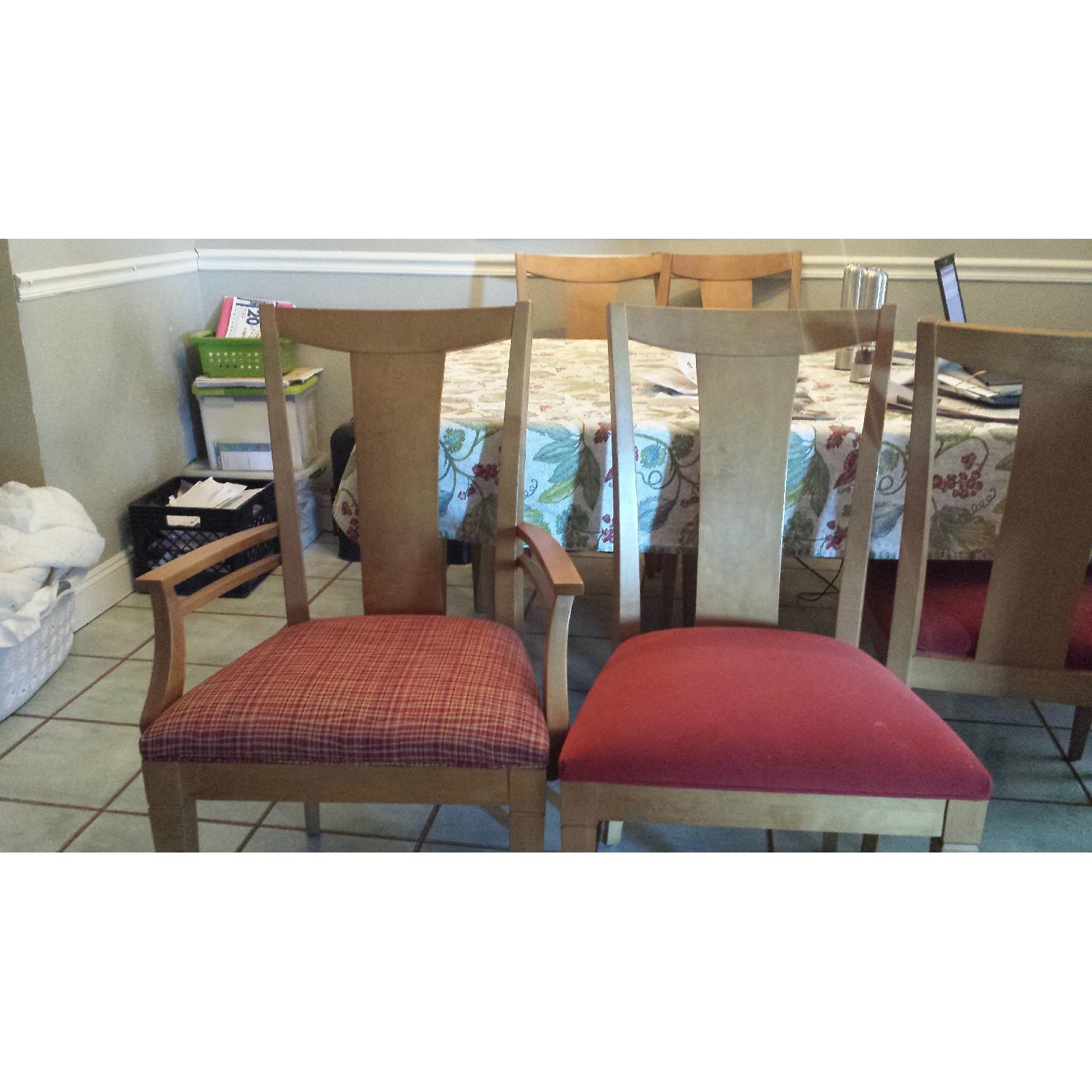 Ethan Allen Maple Dining Room Table w/ 6 Chairs - image-5