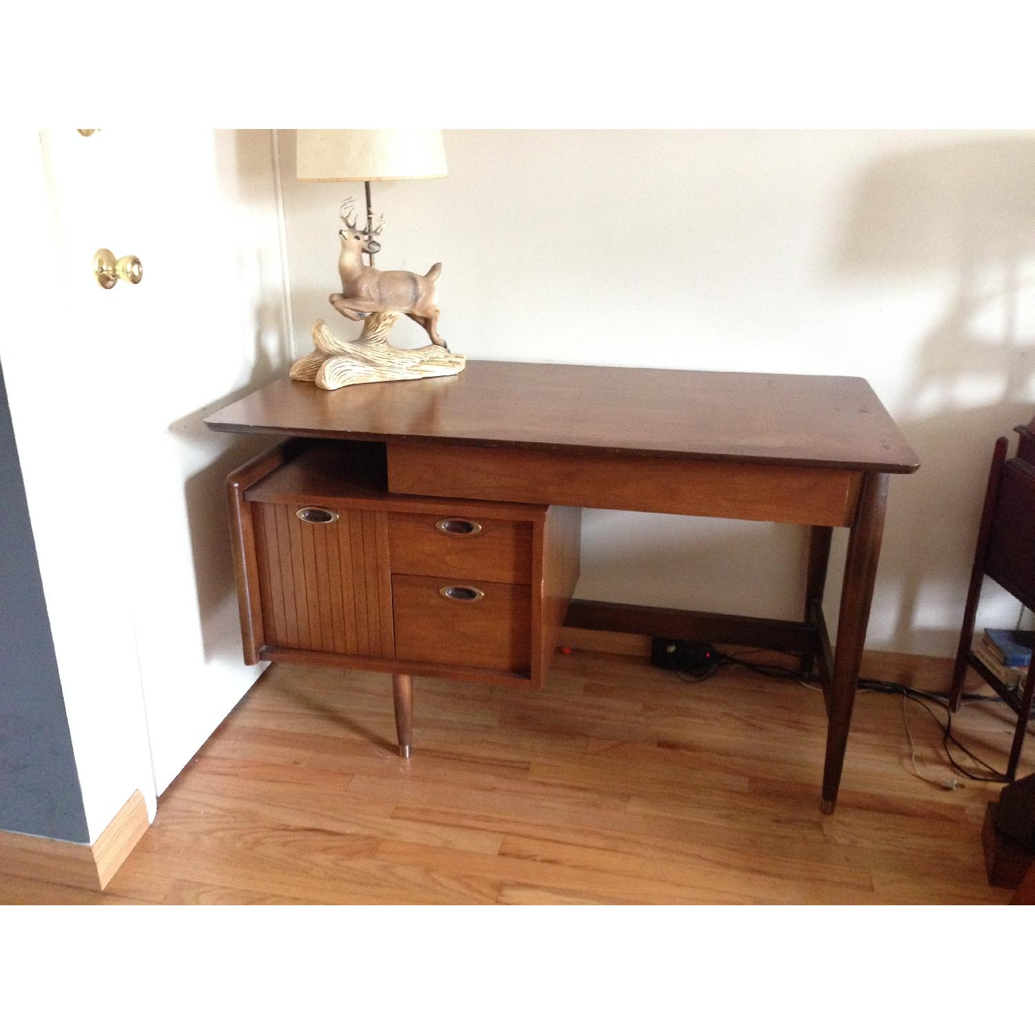 Hooker Furniture Mid-Century Modern Floating Desk - image-9