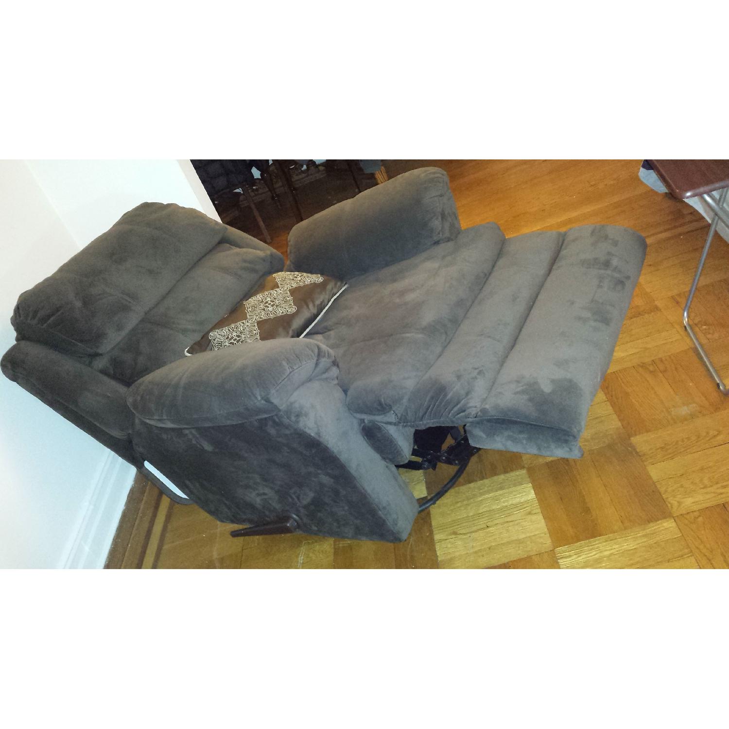 Bob's Espresso Bob-O-Pedic Reclining Chair - image-2