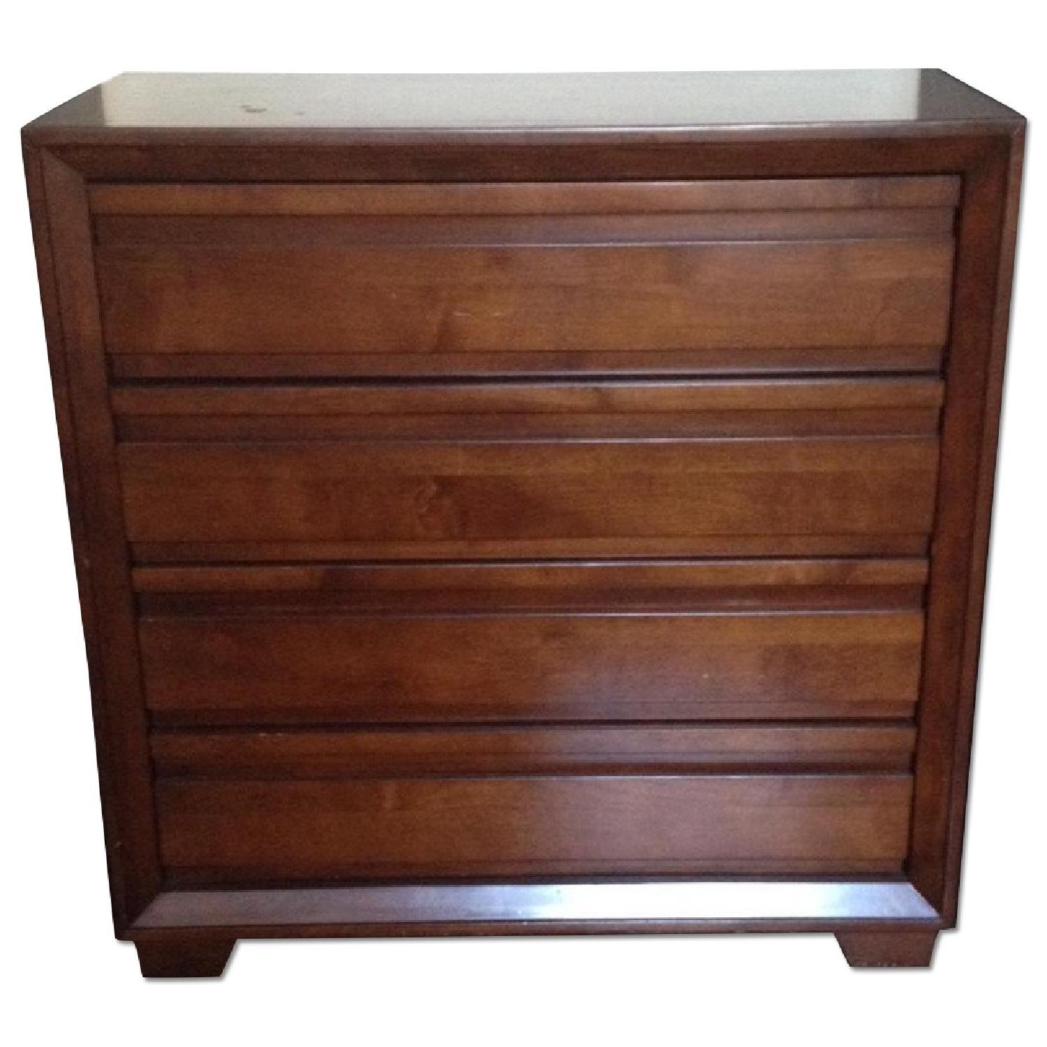 Crate & Barrel 4 Drawer Dresser AptDeco
