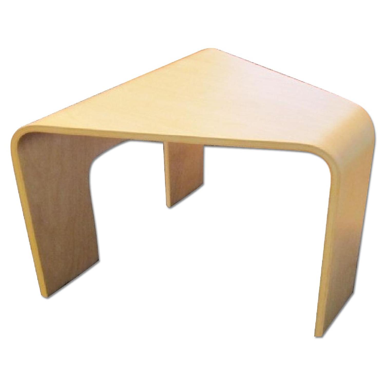 エコーネスEkornesストレスレスアーバンテーブルガラステーブルサイド