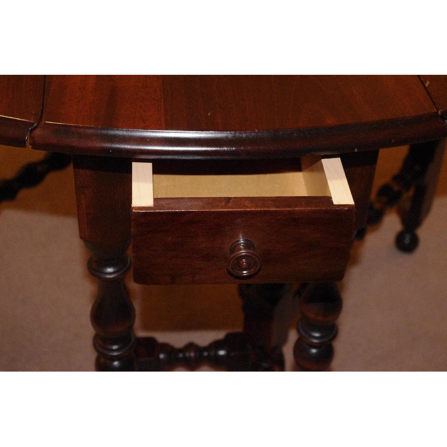 Gateleg Table - image-4