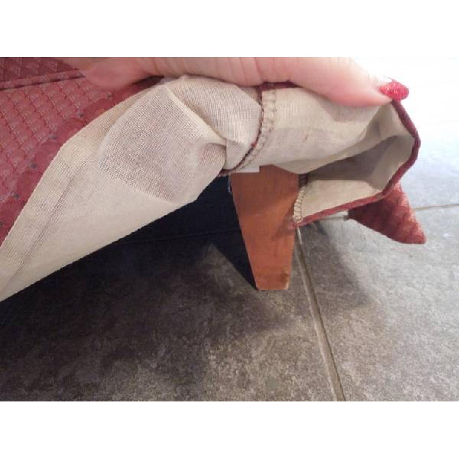 Pennsylvania House Sofa - image-4