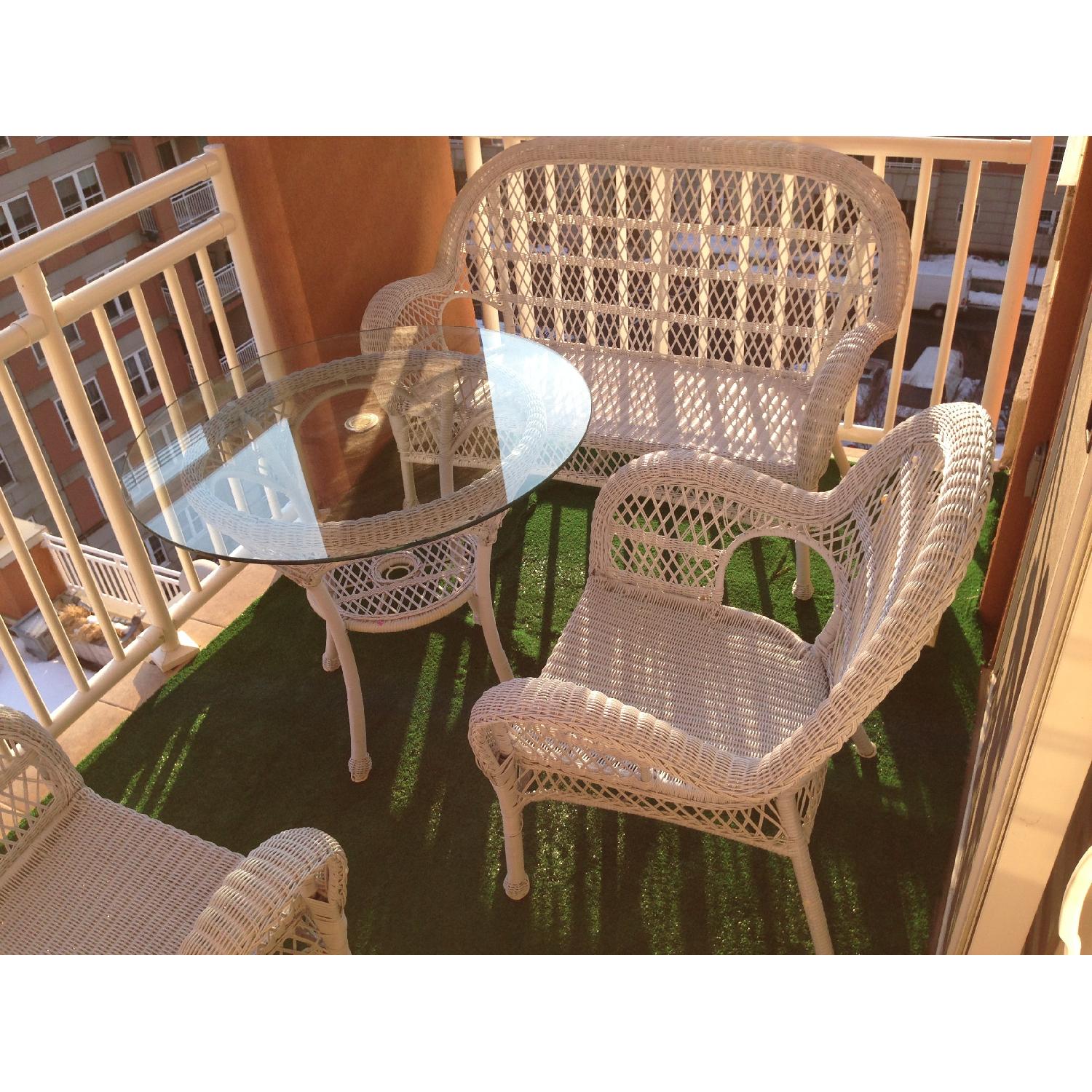 Pier 1 Outdoor Set - image-4