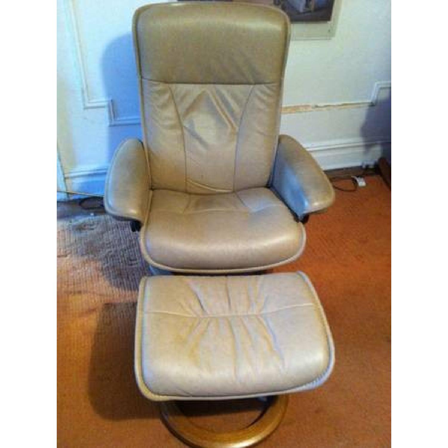 Stressless Recliner - image-2