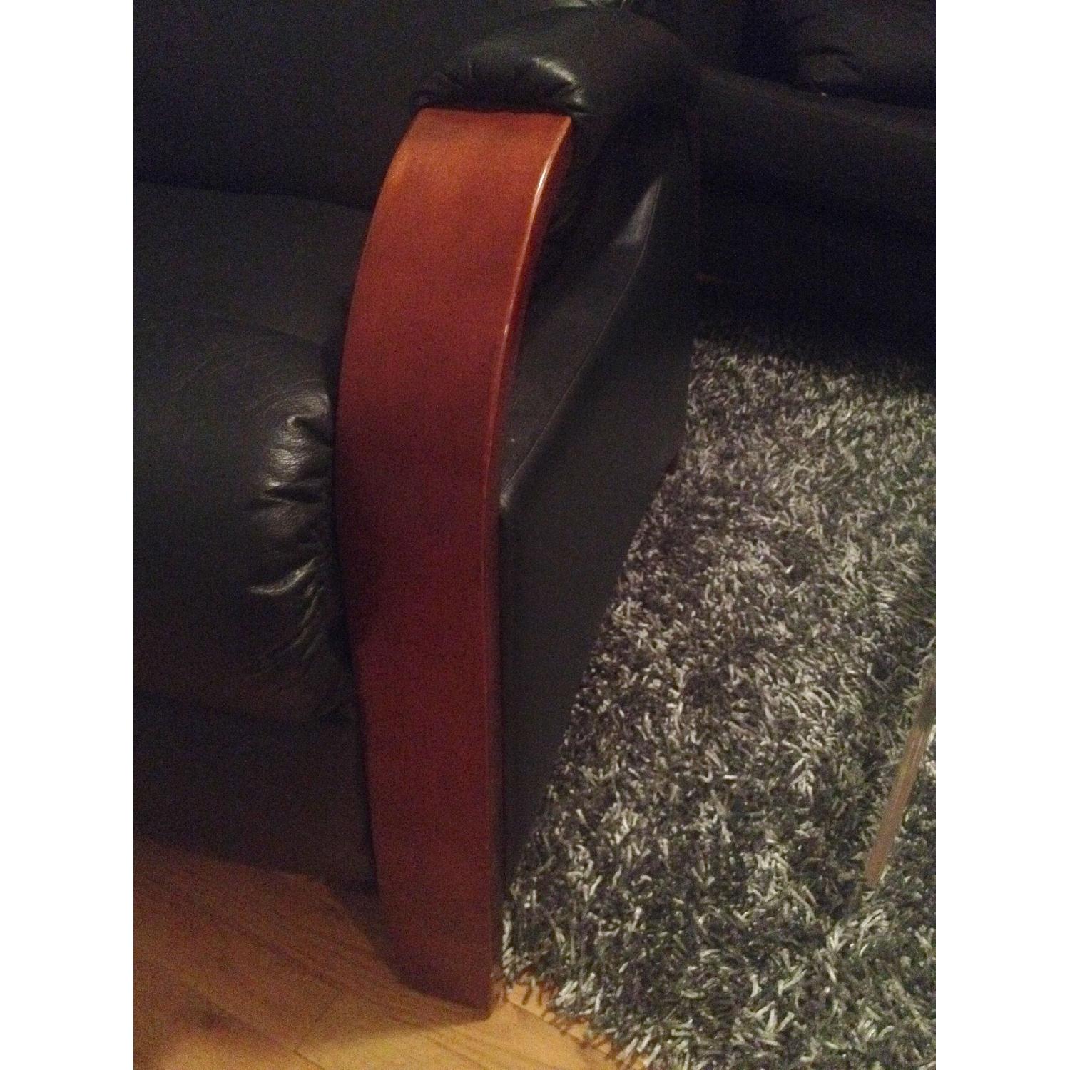 LA-Z-Boy Eva Leather Recliner - image-5