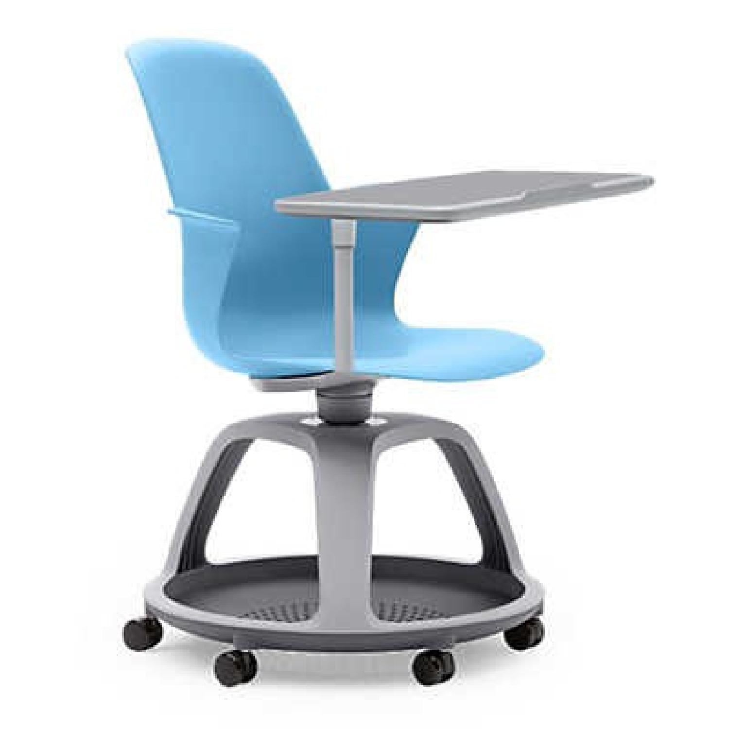 Node Chair - image-0