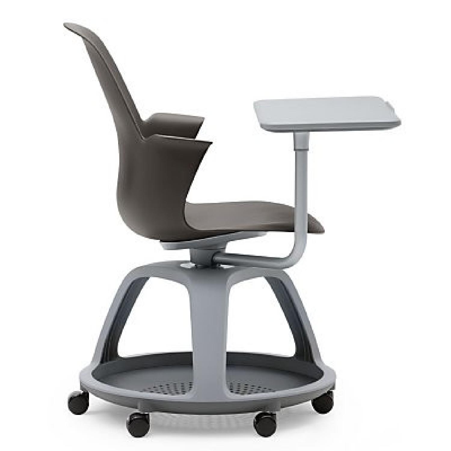 Node Chair - image-1