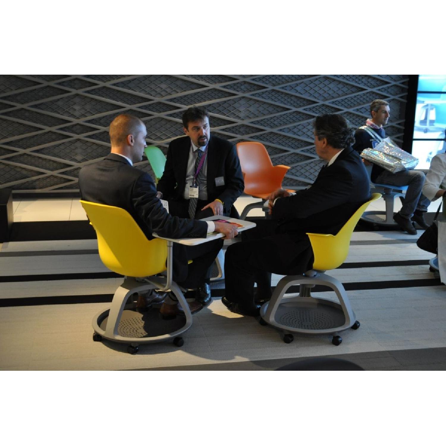 Node Chair - image-2