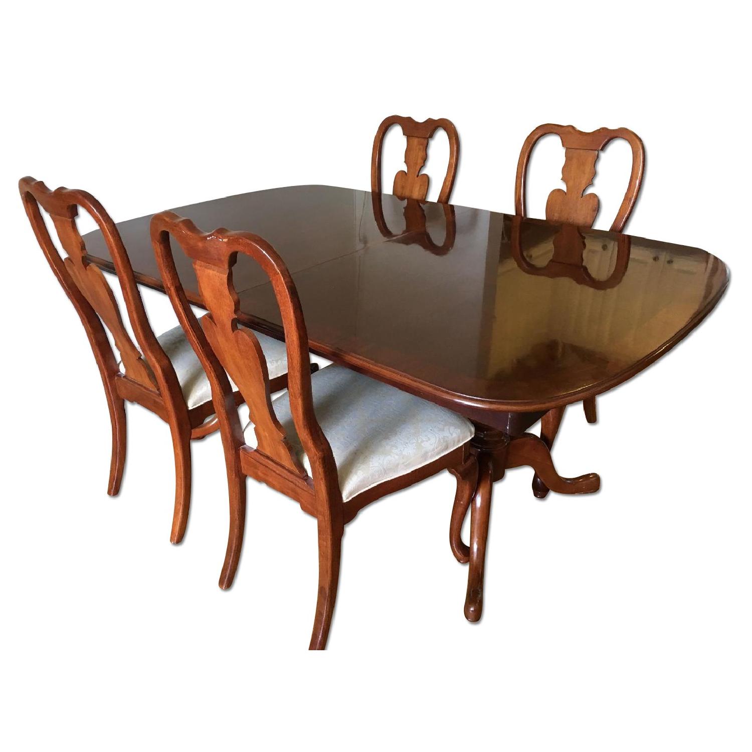 Universal Furniture Cherry Dining Table w/ 8 Chairs - AptDeco