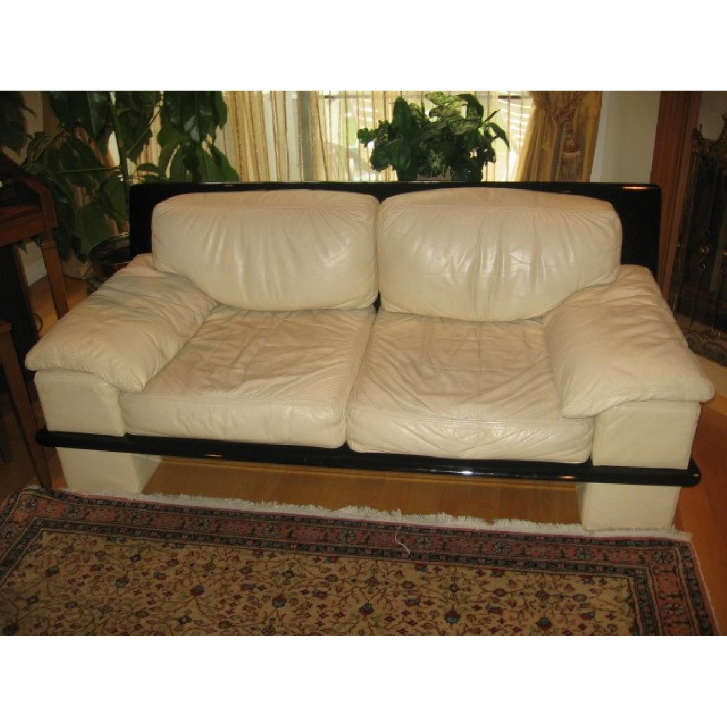Ivory White Leather w/ bBack Lacker Solid Wood Trim Sofa + L - image-1