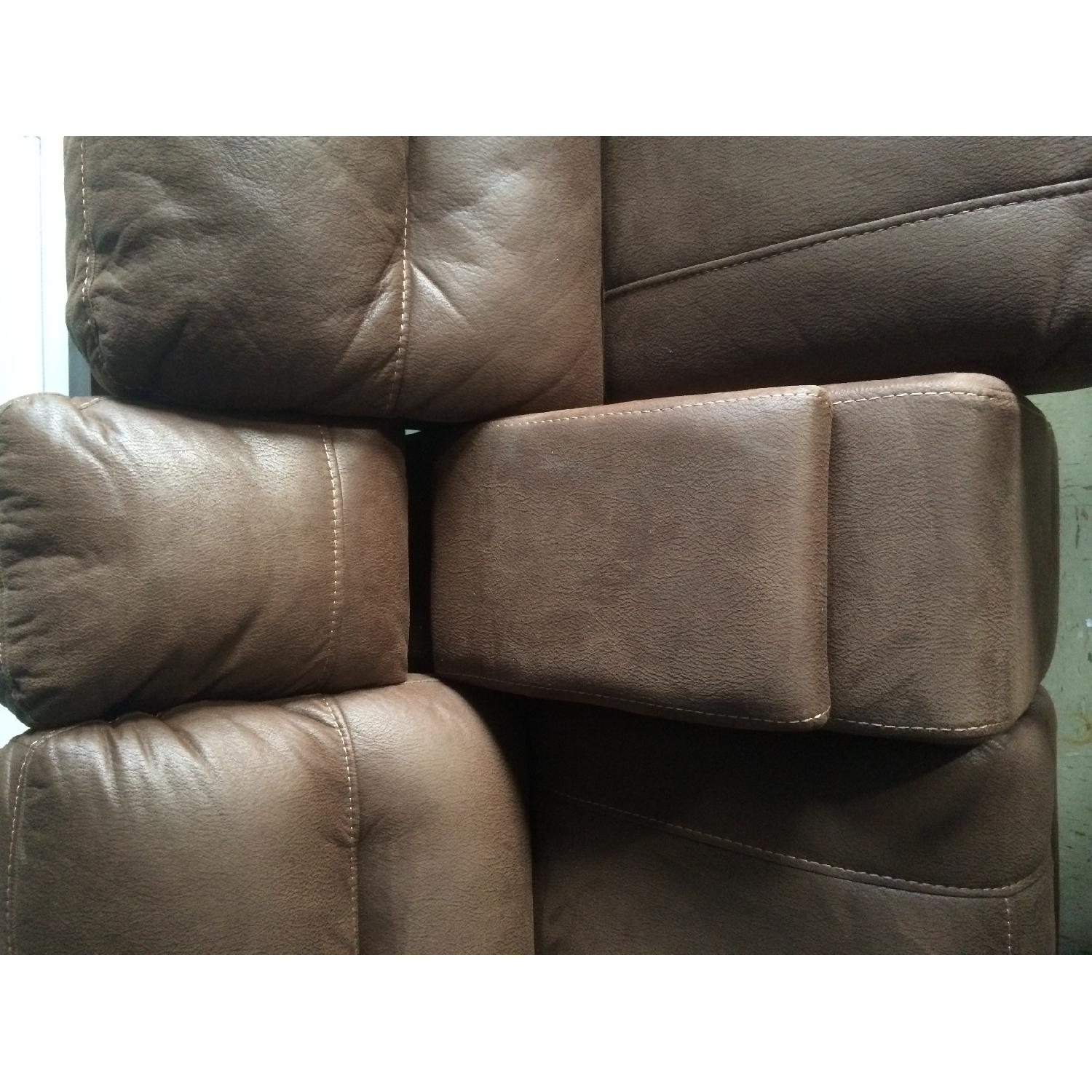 Bob's Pacifica Reclining 4 Piece Sectional Sofa - image-8