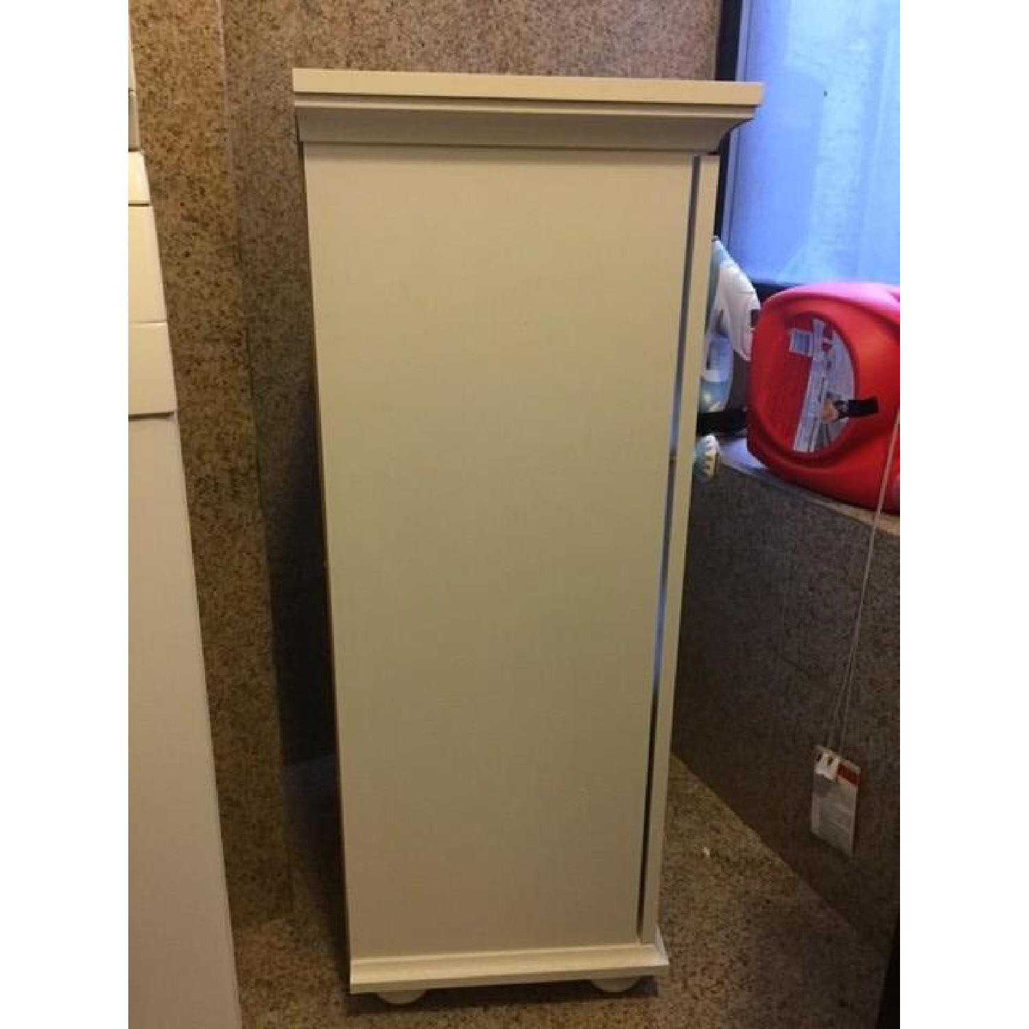 Altra Furniture Reese Park Cabinet w/ Glass Door - image-3