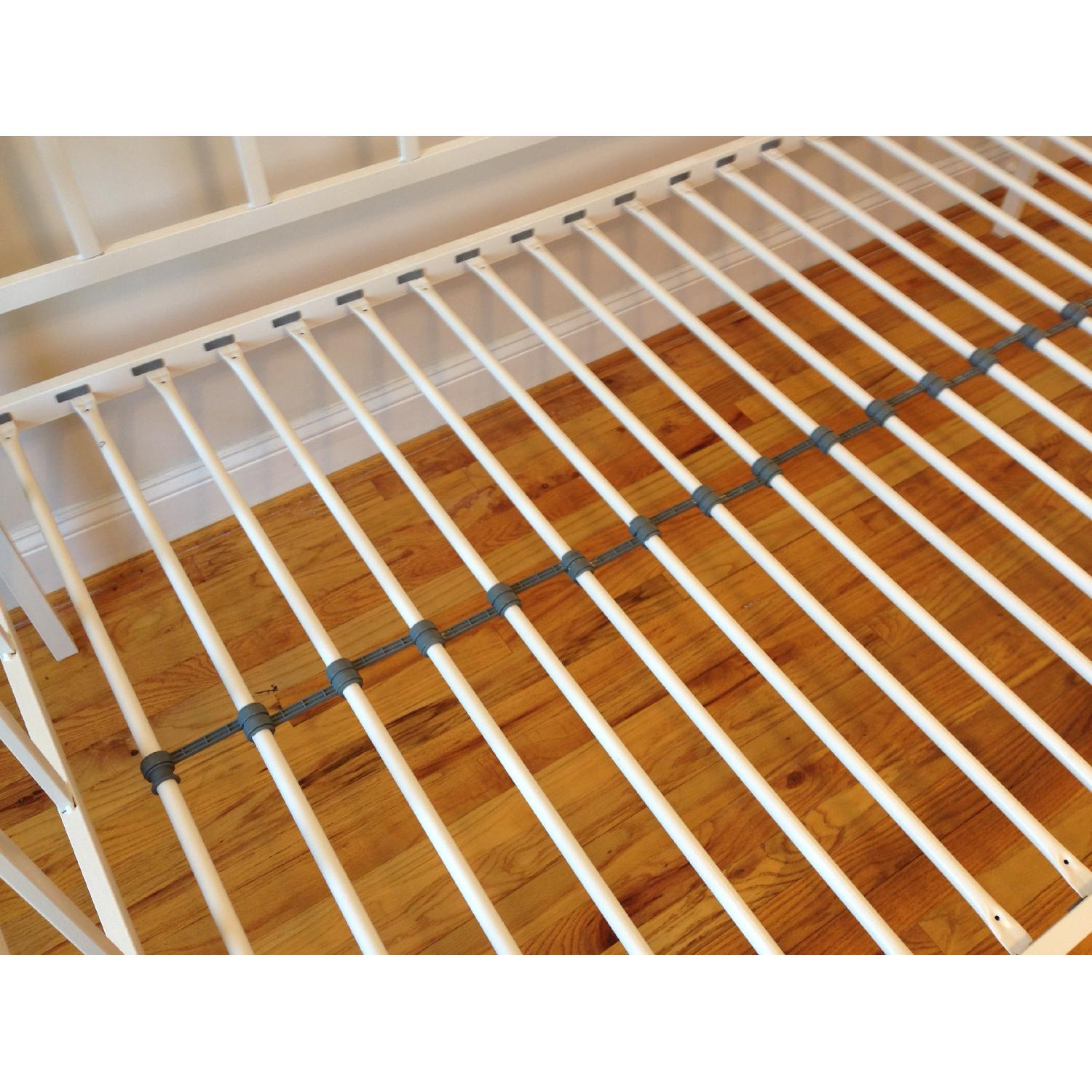 DHP Ava Metal Daybed in White - image-3