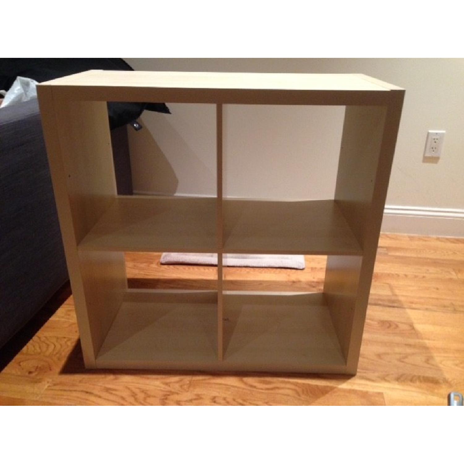 4 Cube Shelf AptDeco