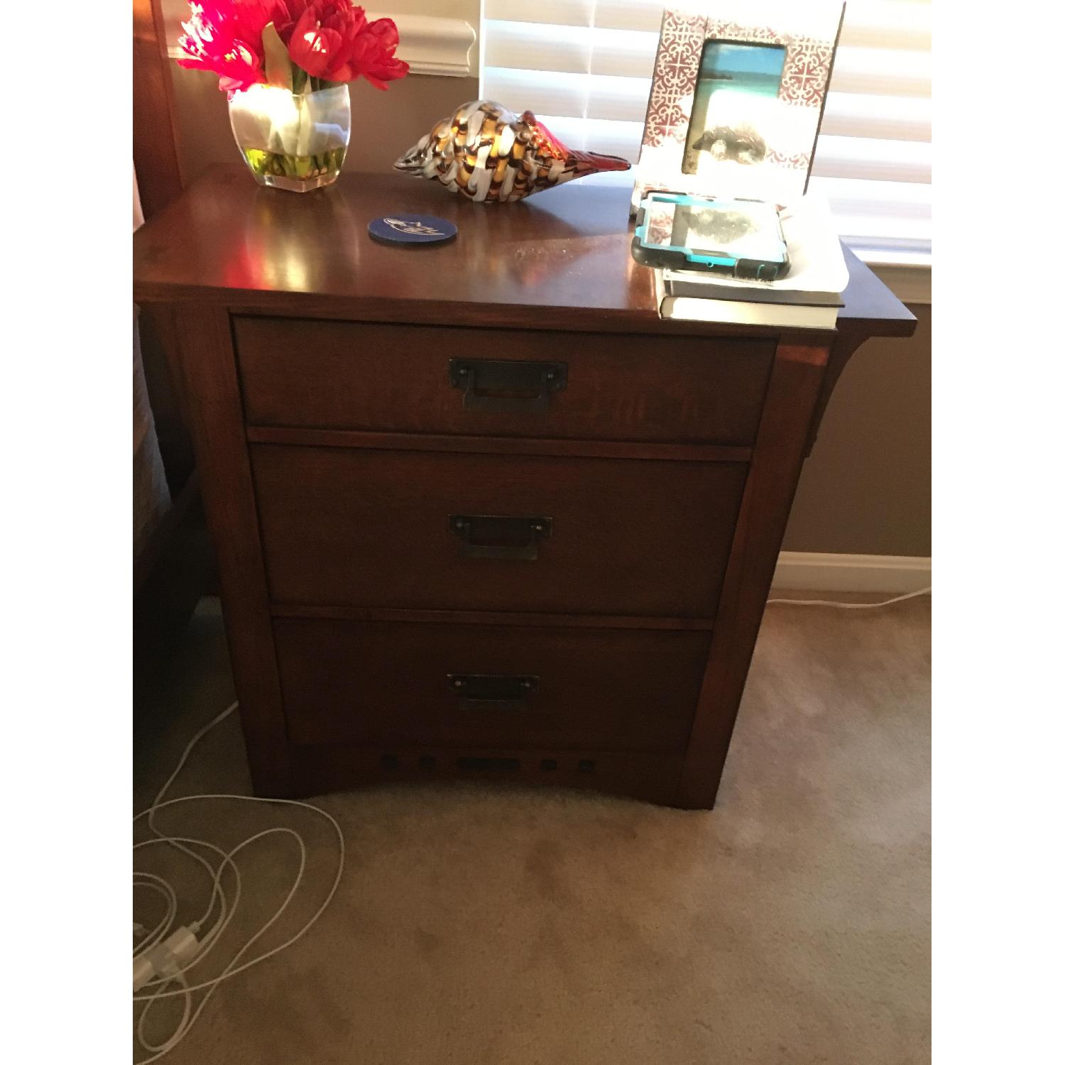 Broyhill Solid Wood King  3 Piece Bedroom Set - image-3