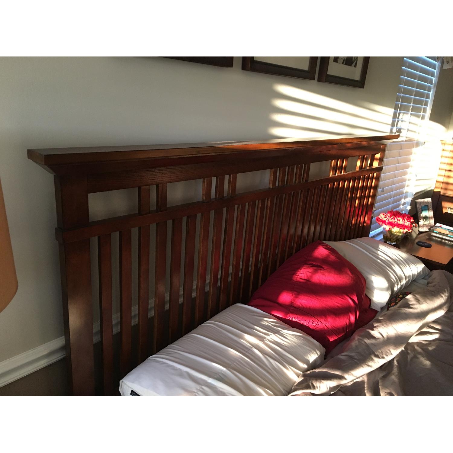 Broyhill Solid Wood King  3 Piece Bedroom Set - image-4