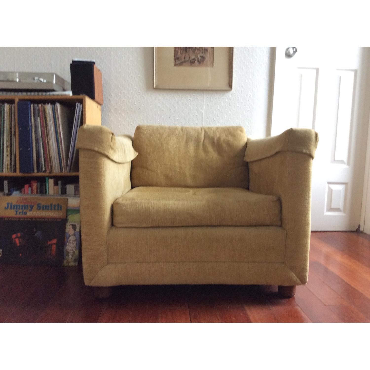 Vintage Modern Sofa + 2 Club Chairs - image-4