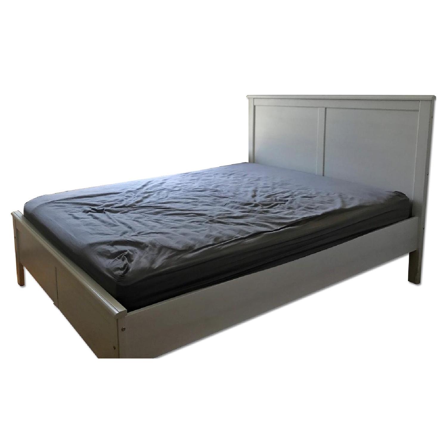 Ikea 3 Piece Bedroom Set - image-0