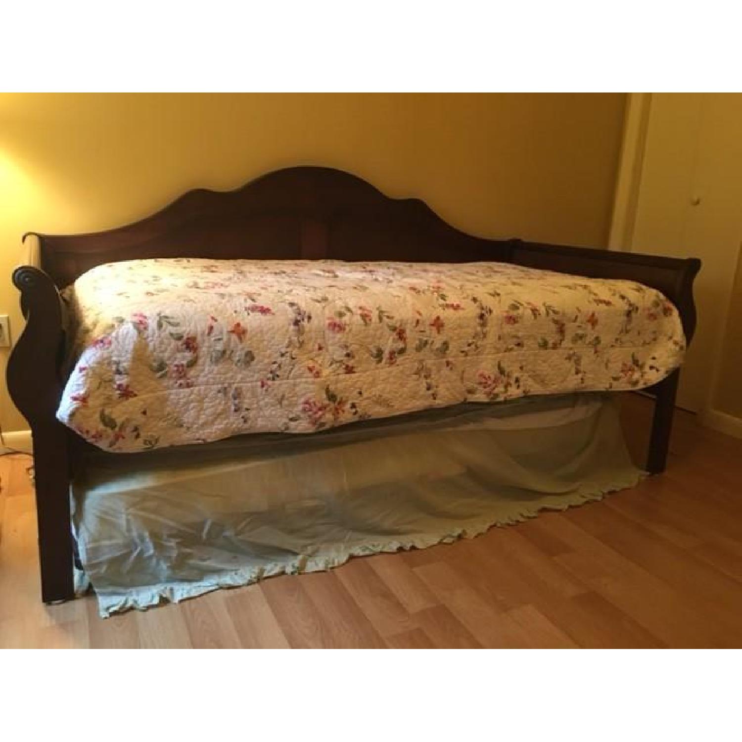 Traditional Wooden Sleigh Trundle Bed - image-1