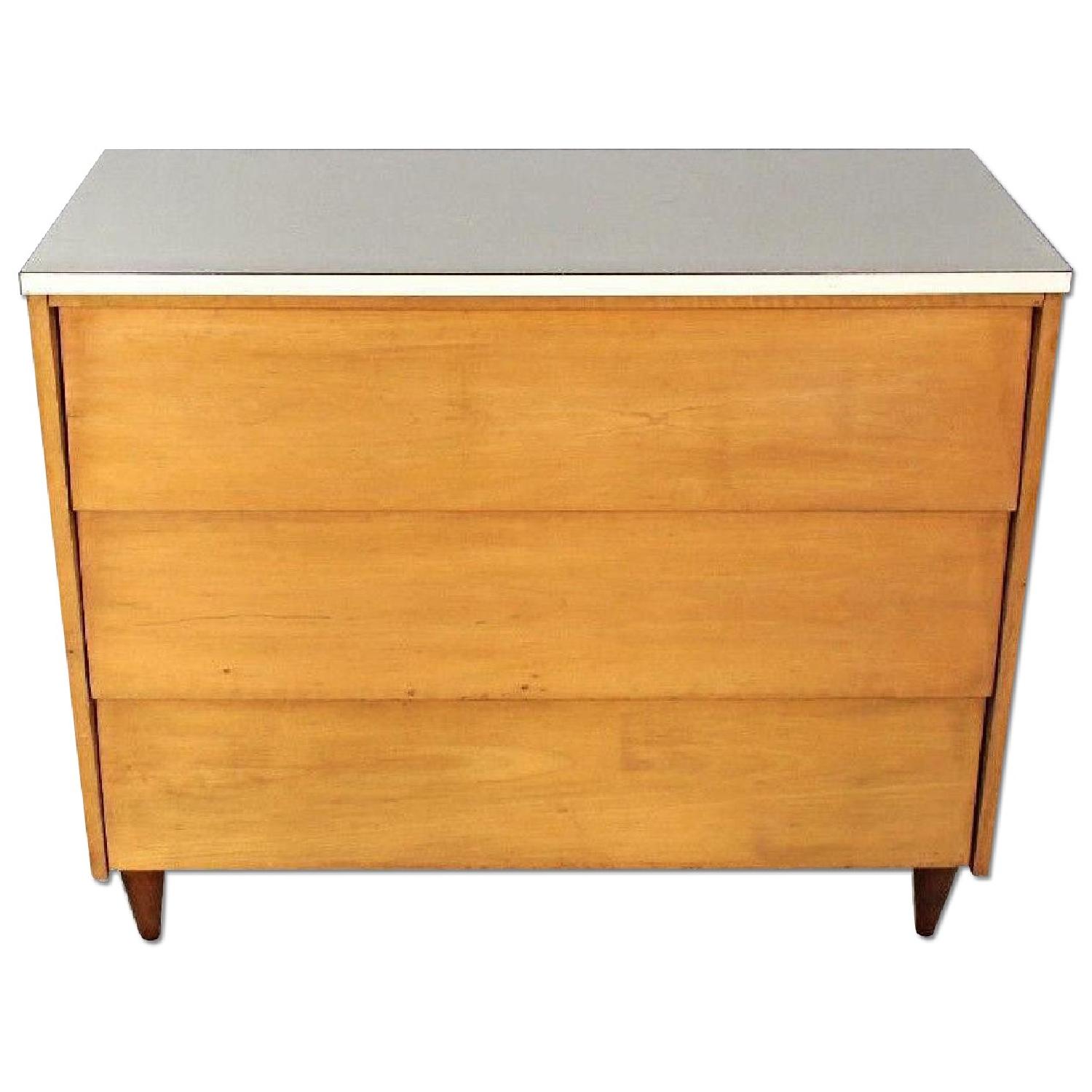 Mid Century Modern Blond Wood Chest of Drawers/Dresser - image-0