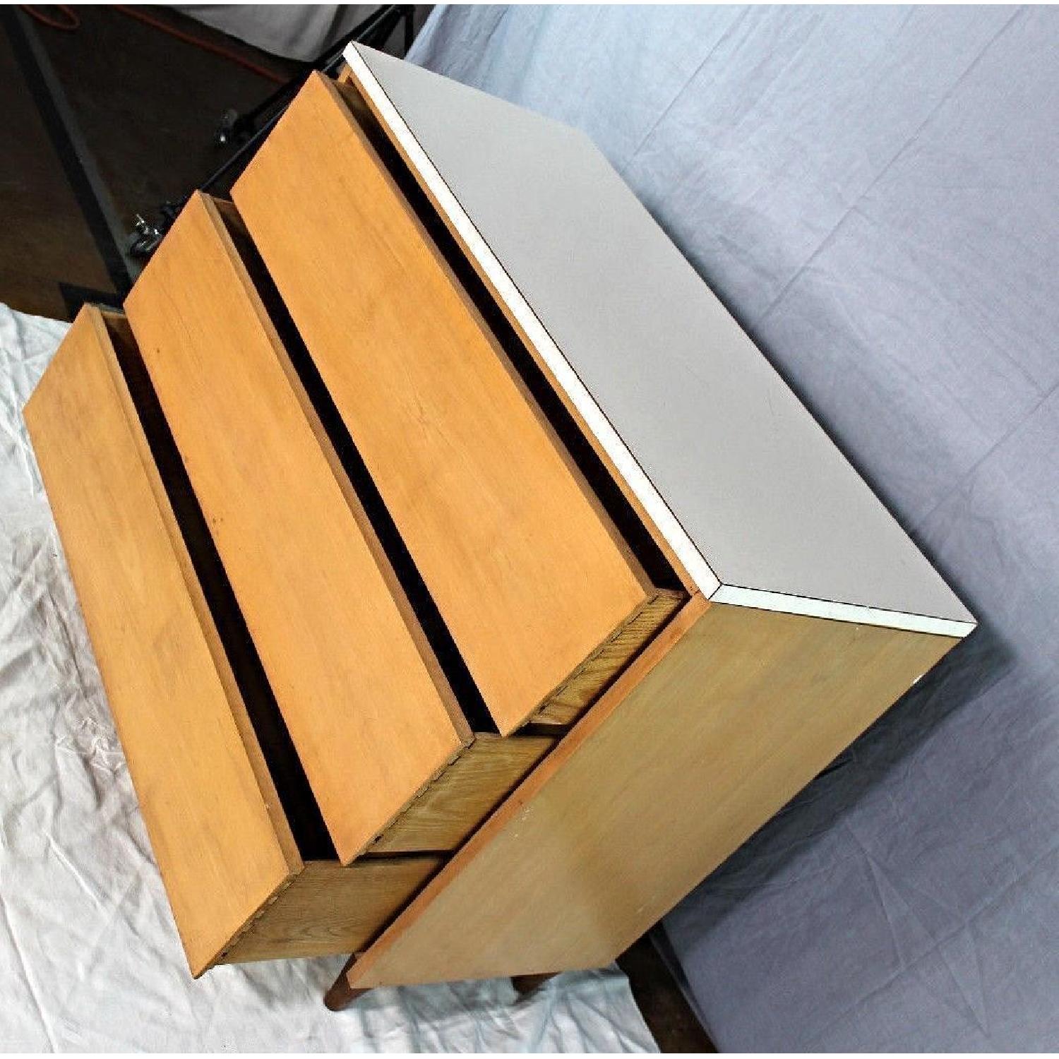Mid Century Modern Blond Wood Chest of Drawers/Dresser - image-6