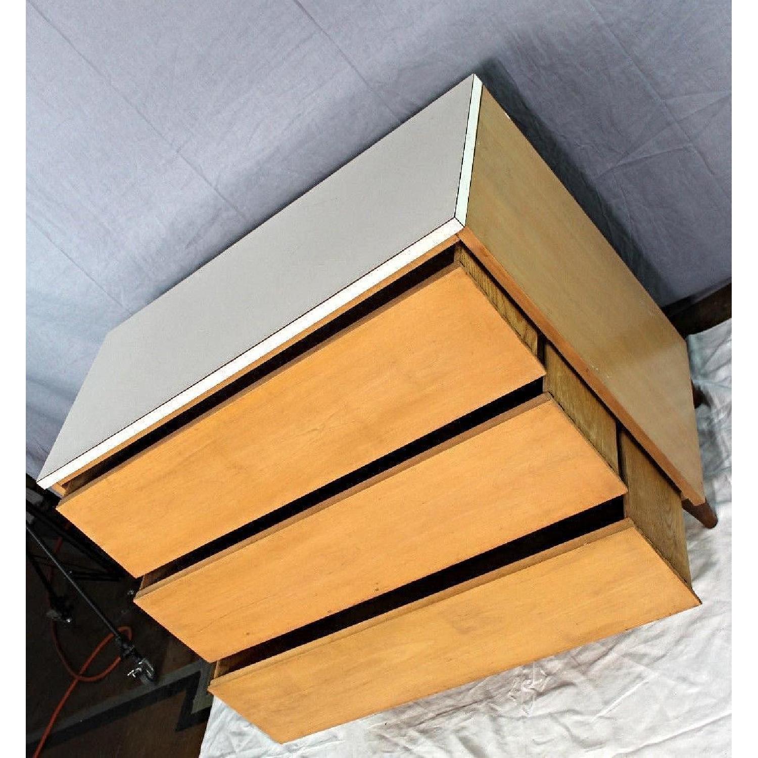 Mid Century Modern Blond Wood Chest of Drawers/Dresser - image-7