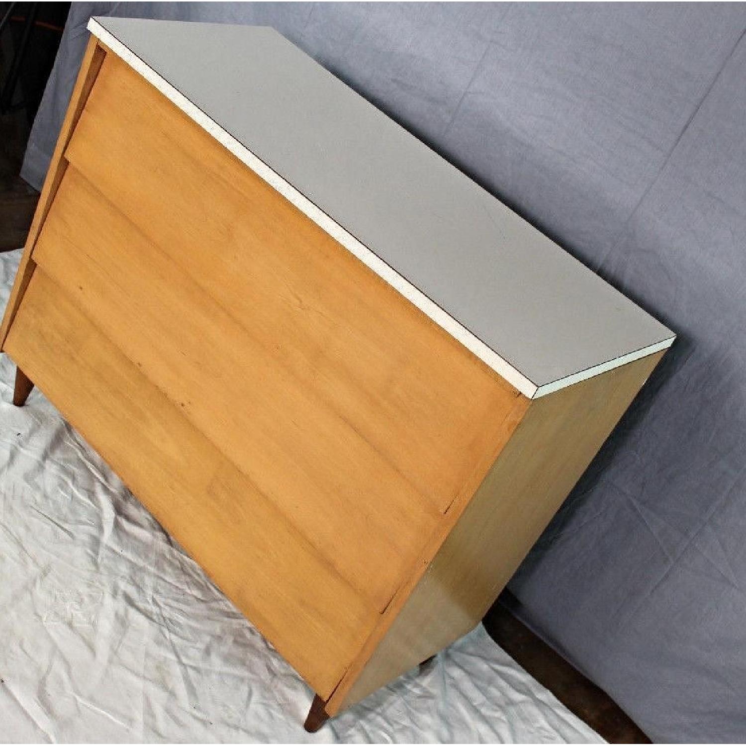 Mid Century Modern Blond Wood Chest of Drawers/Dresser - image-11