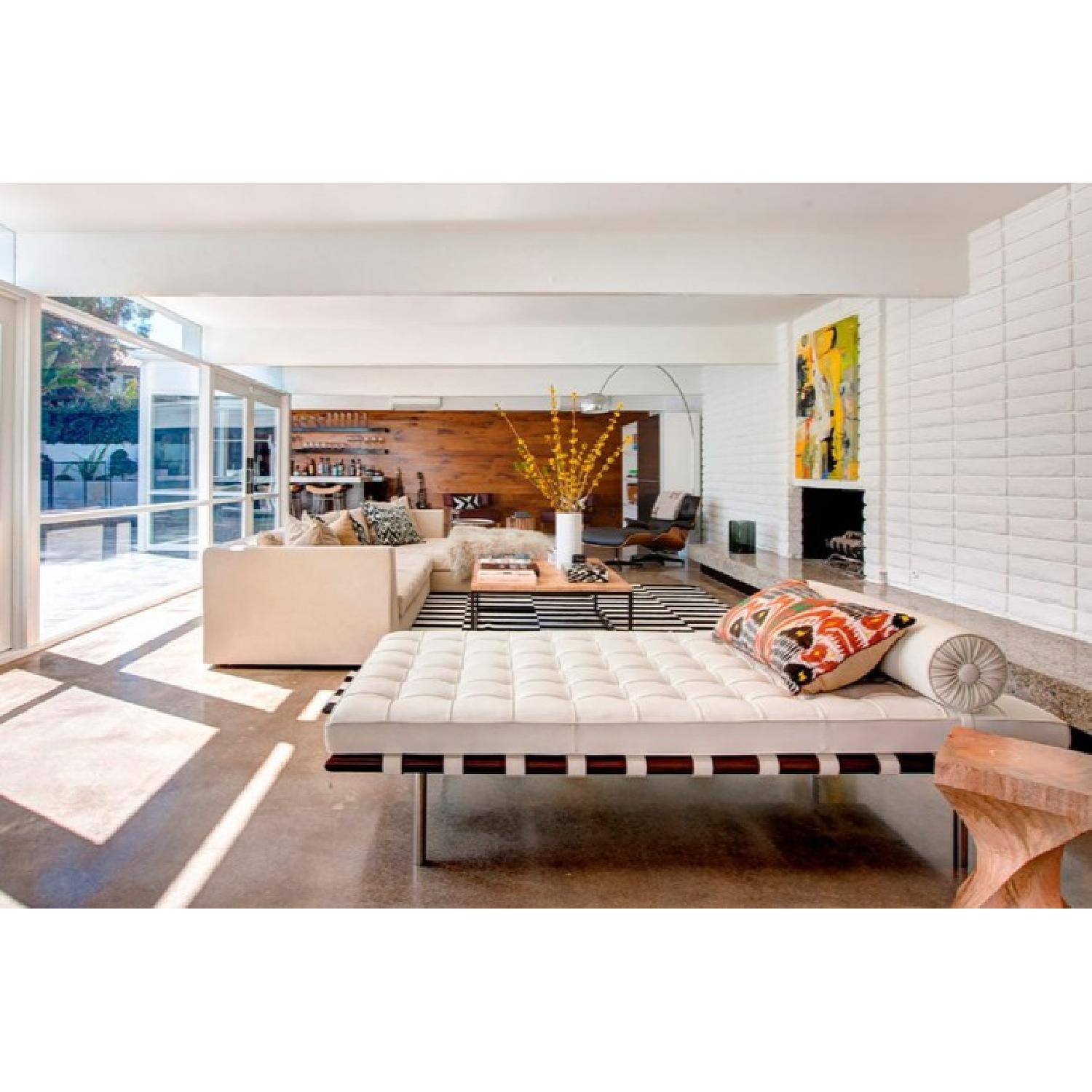 Barcelona Daybed Replica - image-3