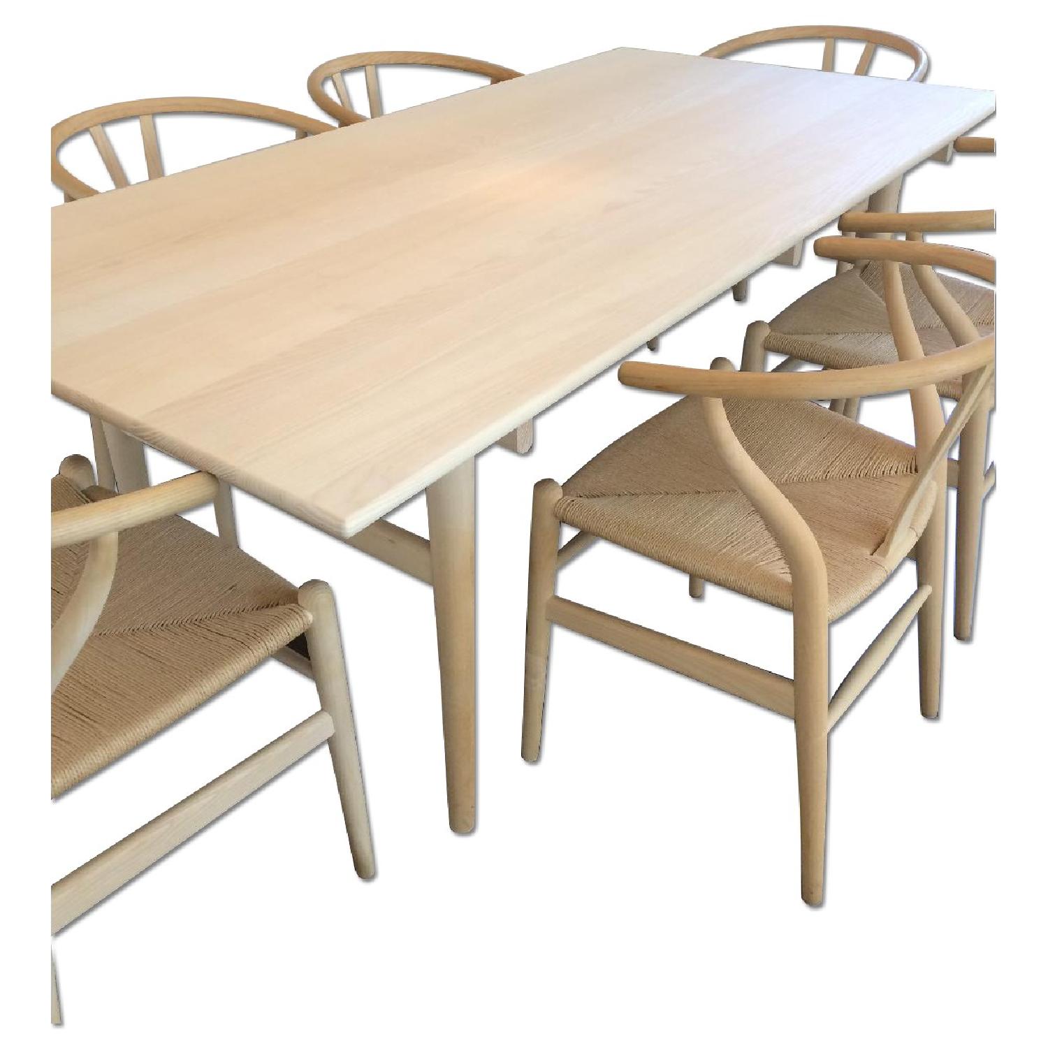 Hans Wegner Dining Table w/ 6 Chairs - image-0