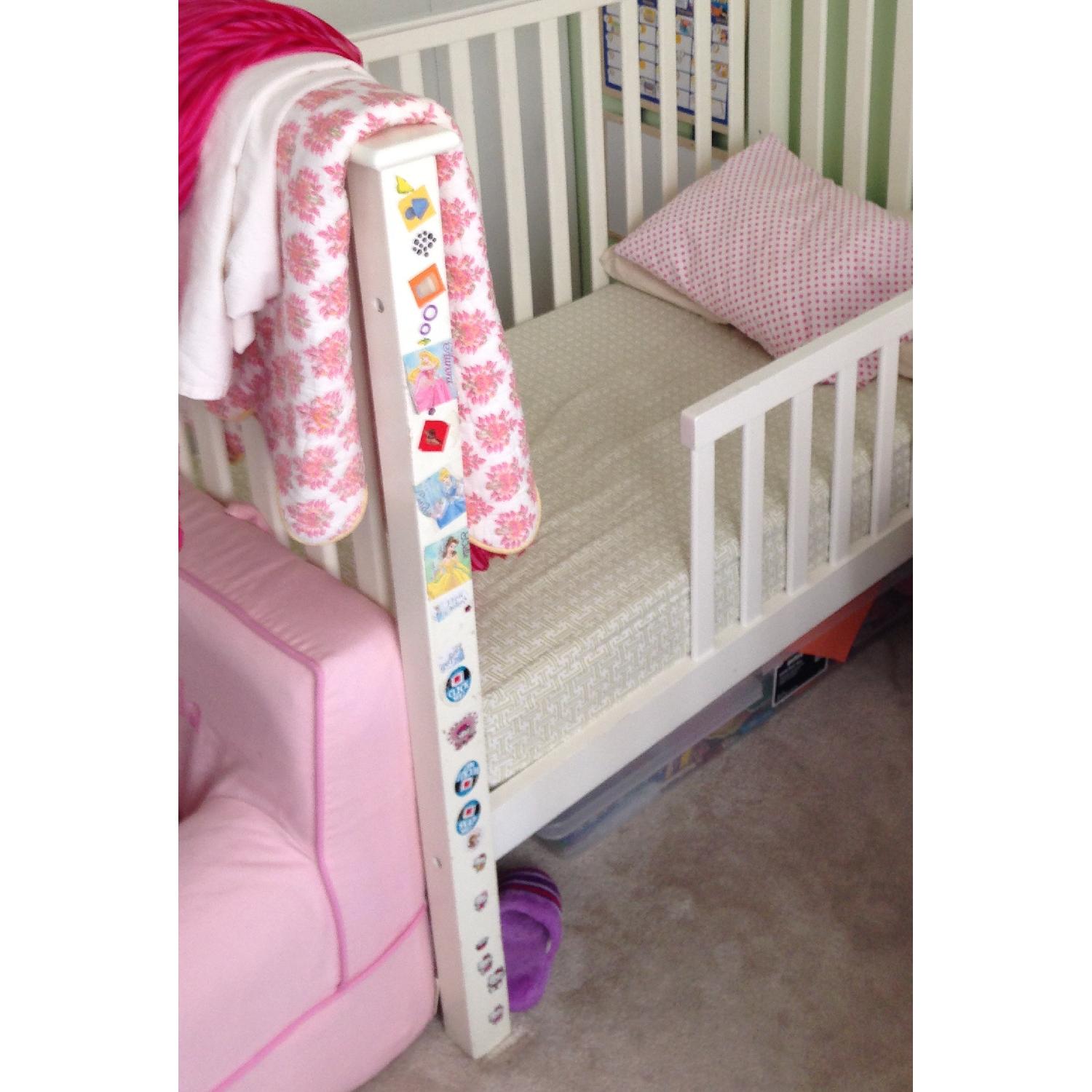 Pottery Barn Kendall Crib + Conversion Kit - image-3