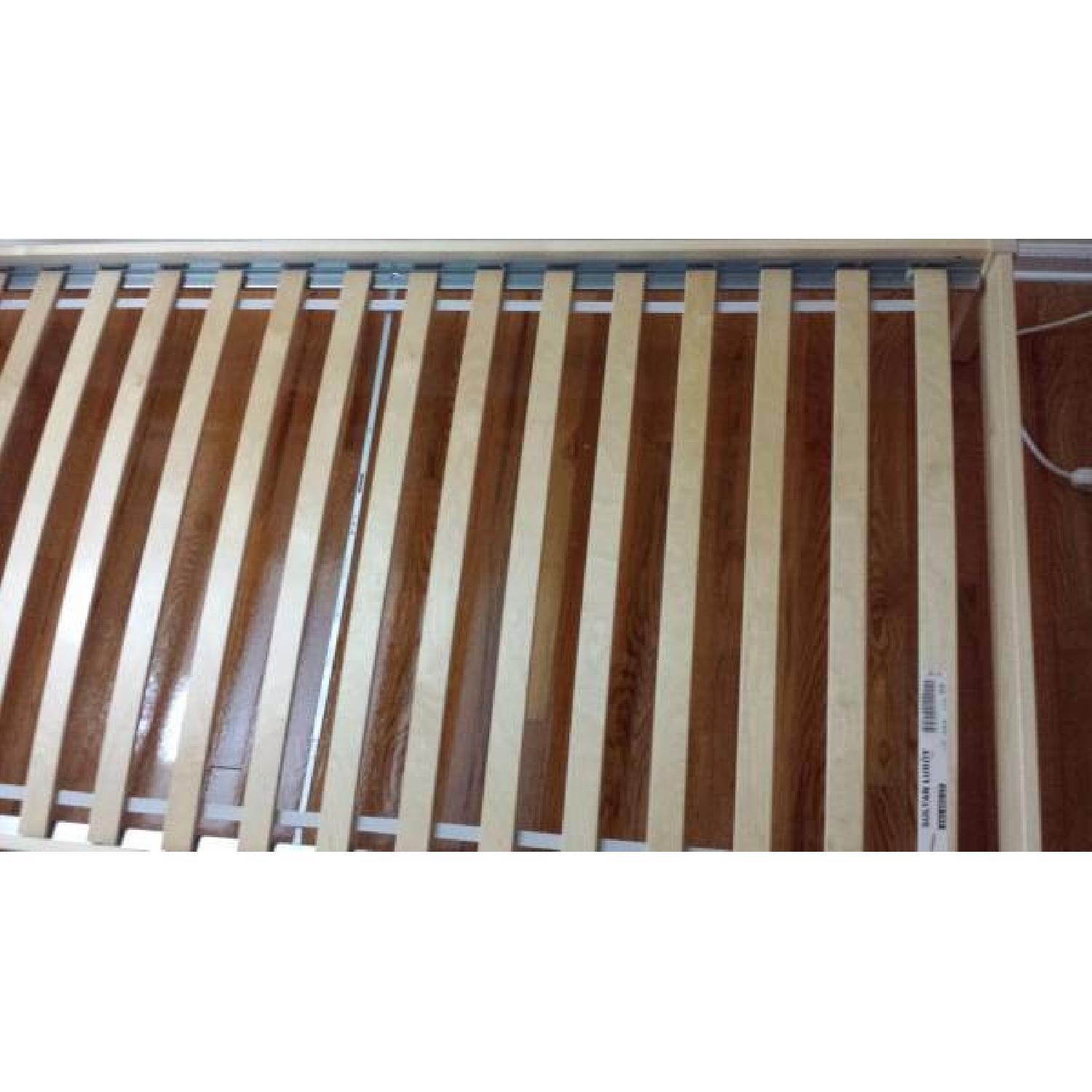 Ikea 4 Piece Bedroom Set - image-4