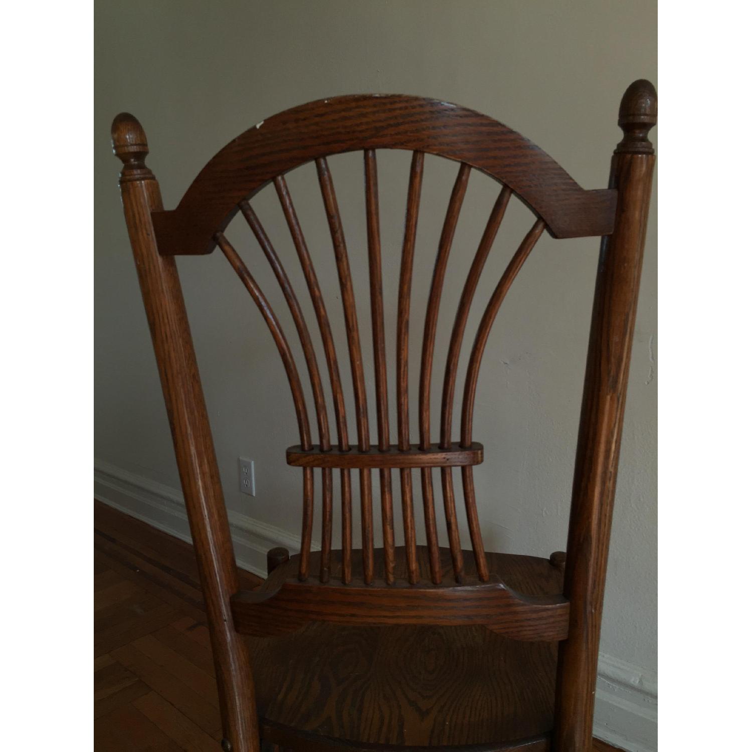 Solid Oak Dining Table w/ 4 Wheatback Chairs - image-3