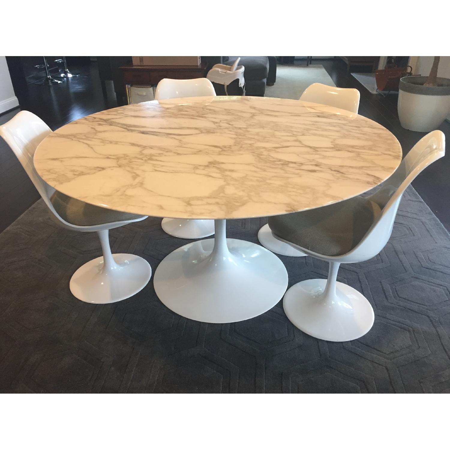 Saarinen Round Marble Tulip Dining Table (5 tulip chairs also available) - image-3