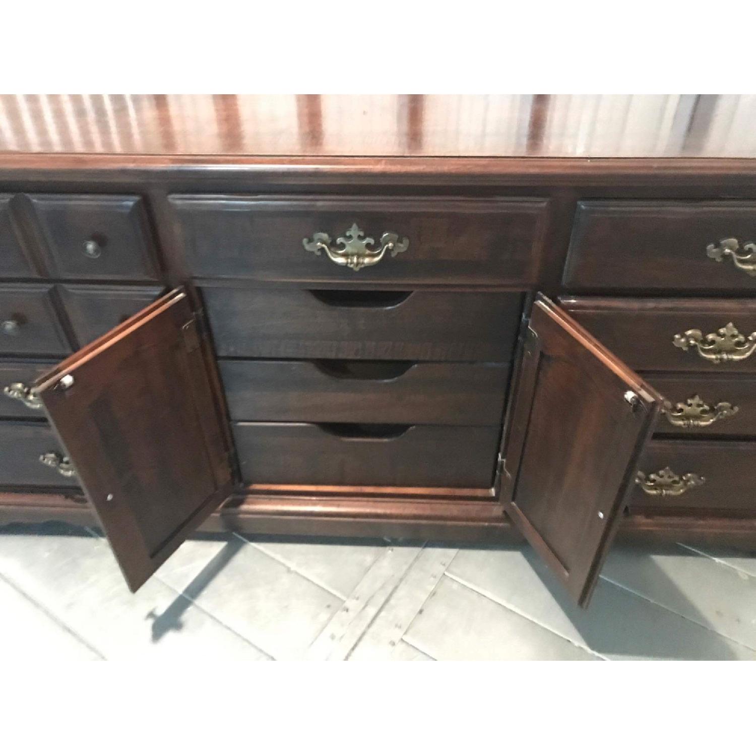 Vintage Dresser - image-18