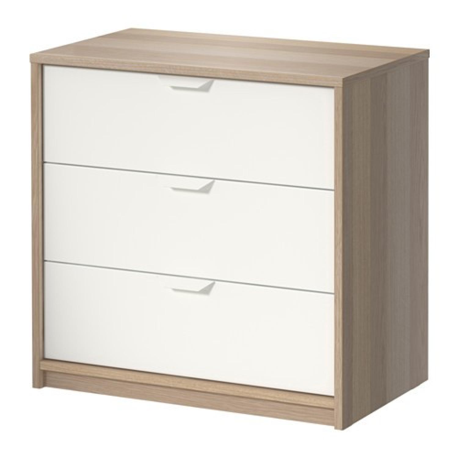 R*S様 【最終値下げ】IKEA ASKVOLL 3段チェスト Ikea Askvoll 3-Drawer Chest - AptDeco