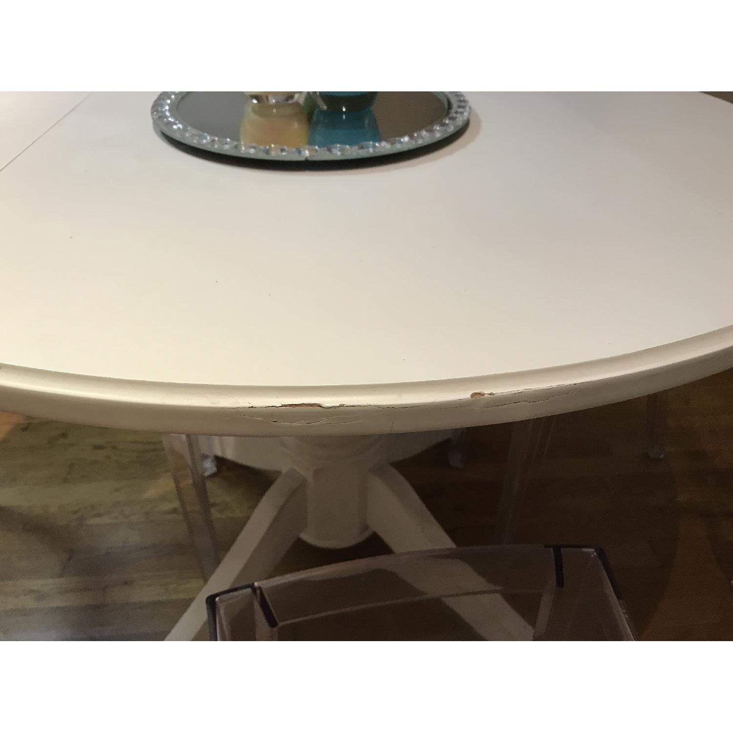 Round Dining Table w/ 4 Lucite Dining Chairs - image-4